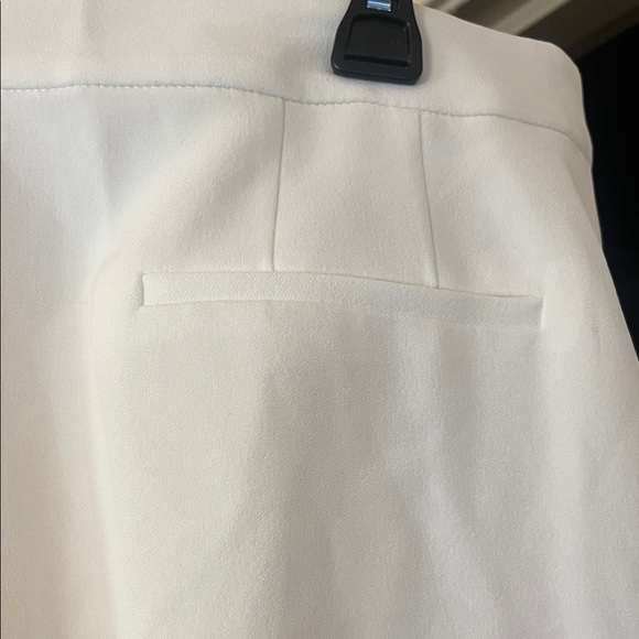 Preston & York Women's Classic White Trousers - Picture 8 of 8